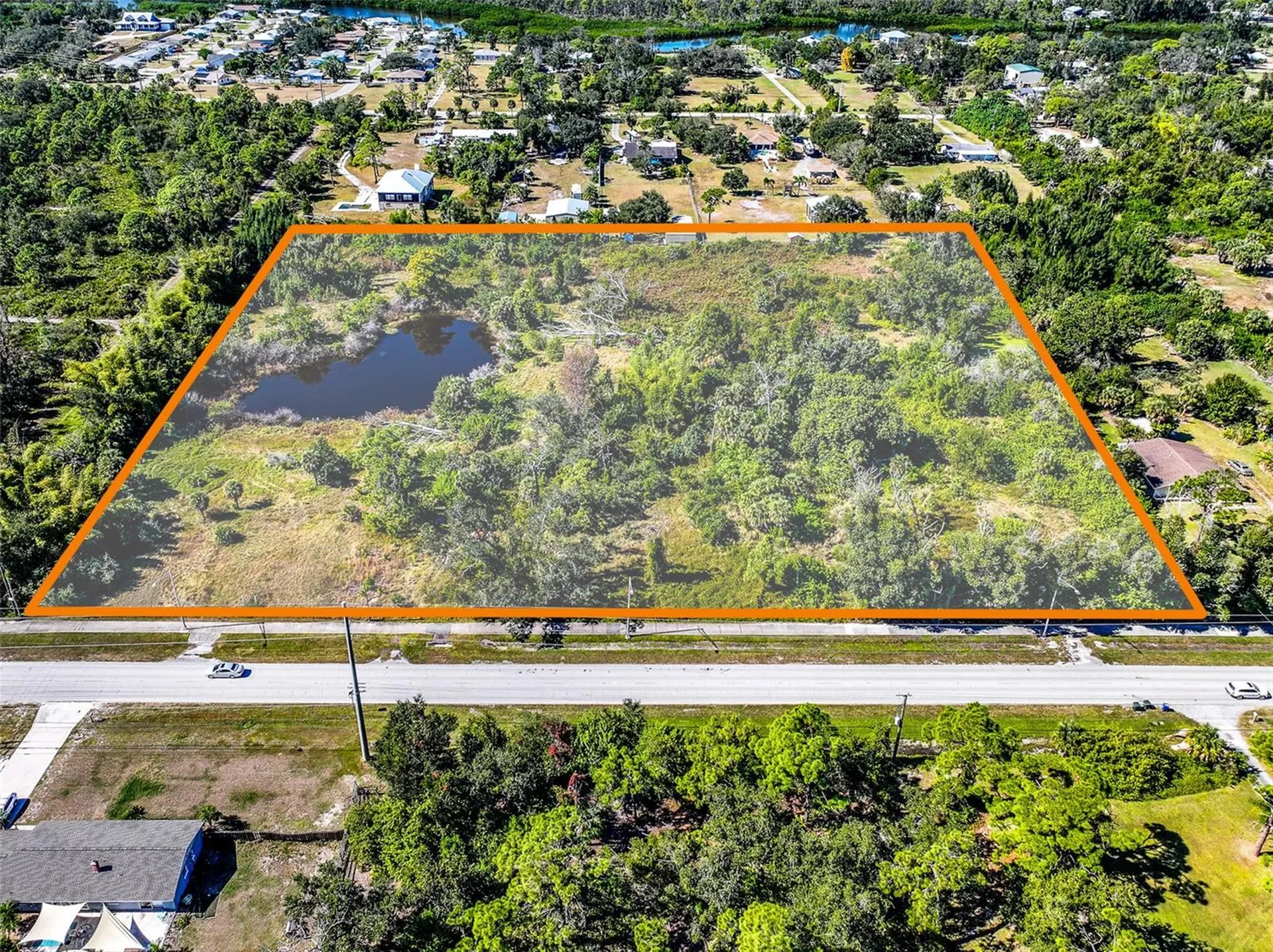 370 N Pine Street Englewood FL 34223