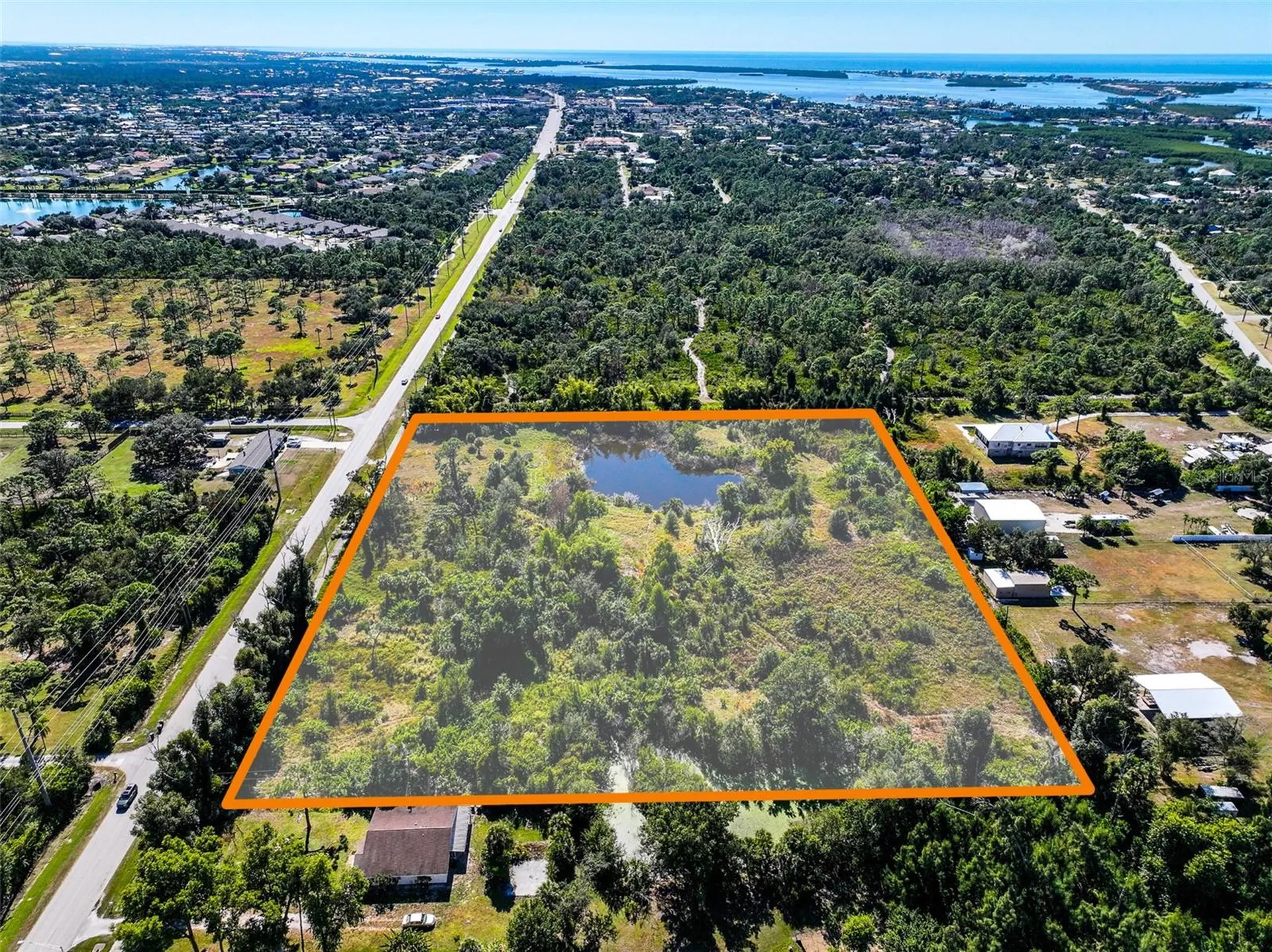 370 N Pine Street Englewood FL 34223