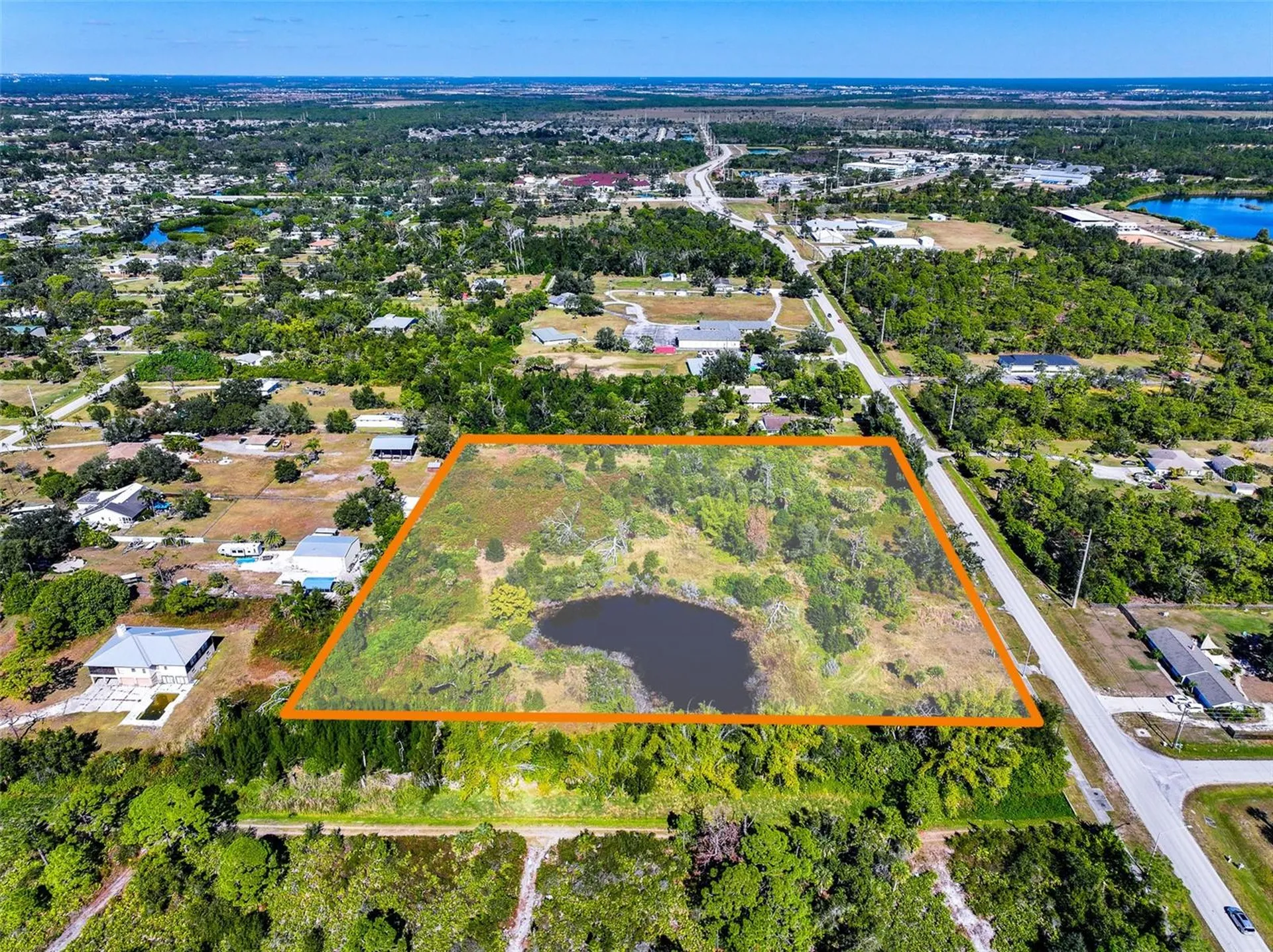 370 N Pine Street Englewood FL 34223