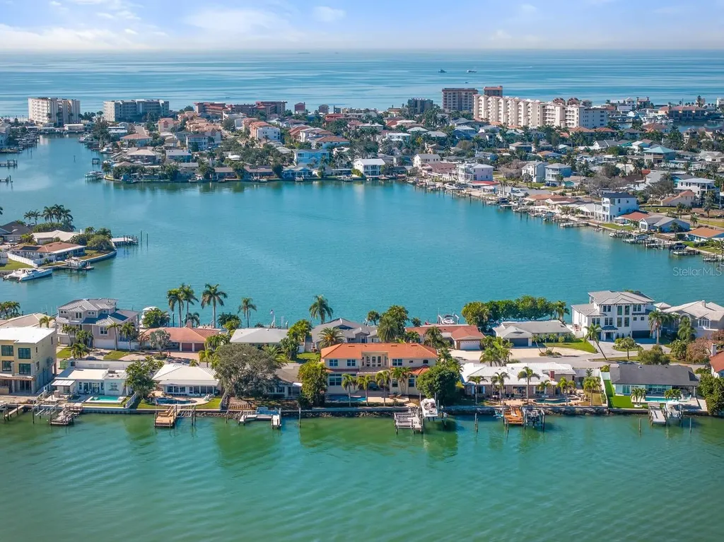17371 Kennedy Drive North Redington Beach FL 33708