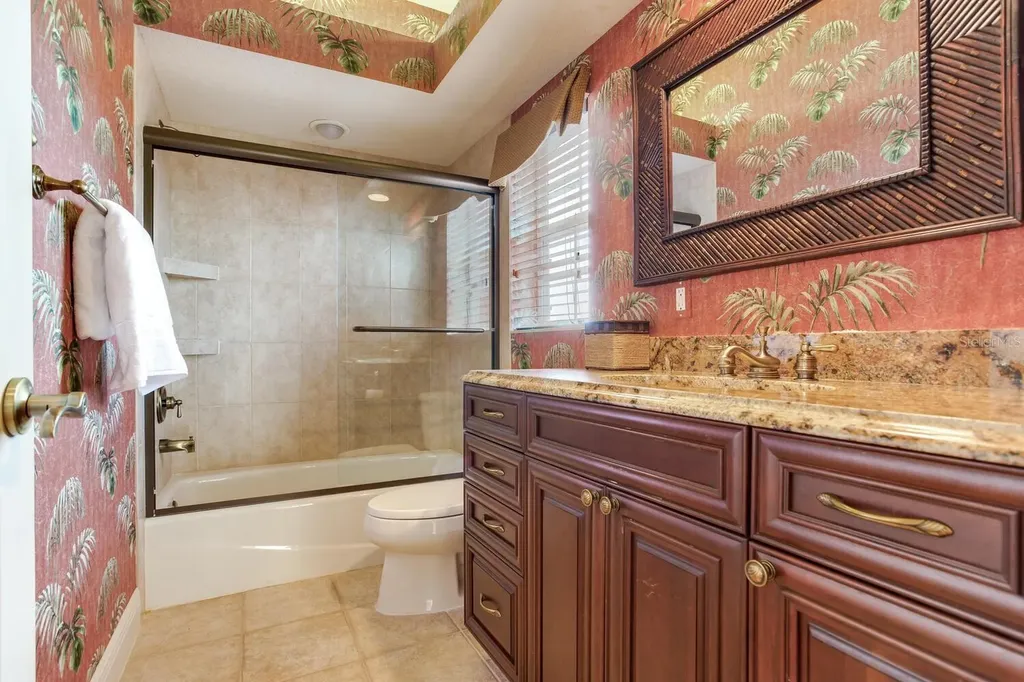 17371 Kennedy Drive North Redington Beach FL 33708