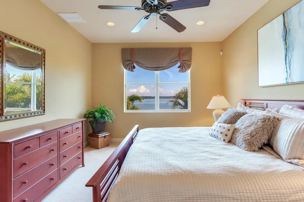17371 Kennedy Drive North Redington Beach FL 33708