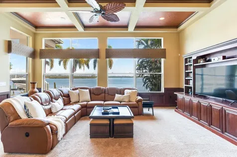 17371 Kennedy Drive North Redington Beach FL 33708