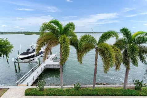 17371 Kennedy Drive North Redington Beach FL 33708