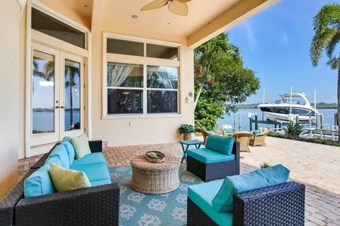 17371 Kennedy Drive North Redington Beach FL 33708