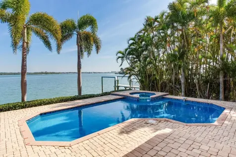 17371 Kennedy Drive North Redington Beach FL 33708