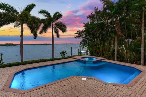 17371 Kennedy Drive North Redington Beach FL 33708