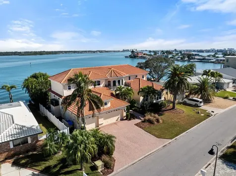 17371 Kennedy Drive North Redington Beach FL 33708