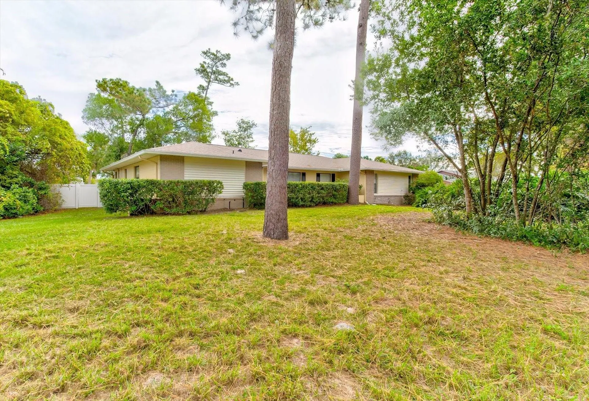 4603 Woodlot Court Orlando FL 32835