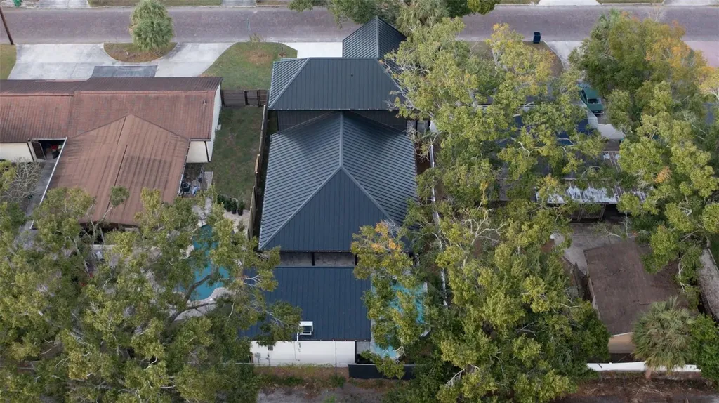 708 W Kentucky Avenue Tampa FL 33603