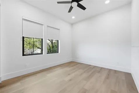 708 W Kentucky Avenue Tampa FL 33603