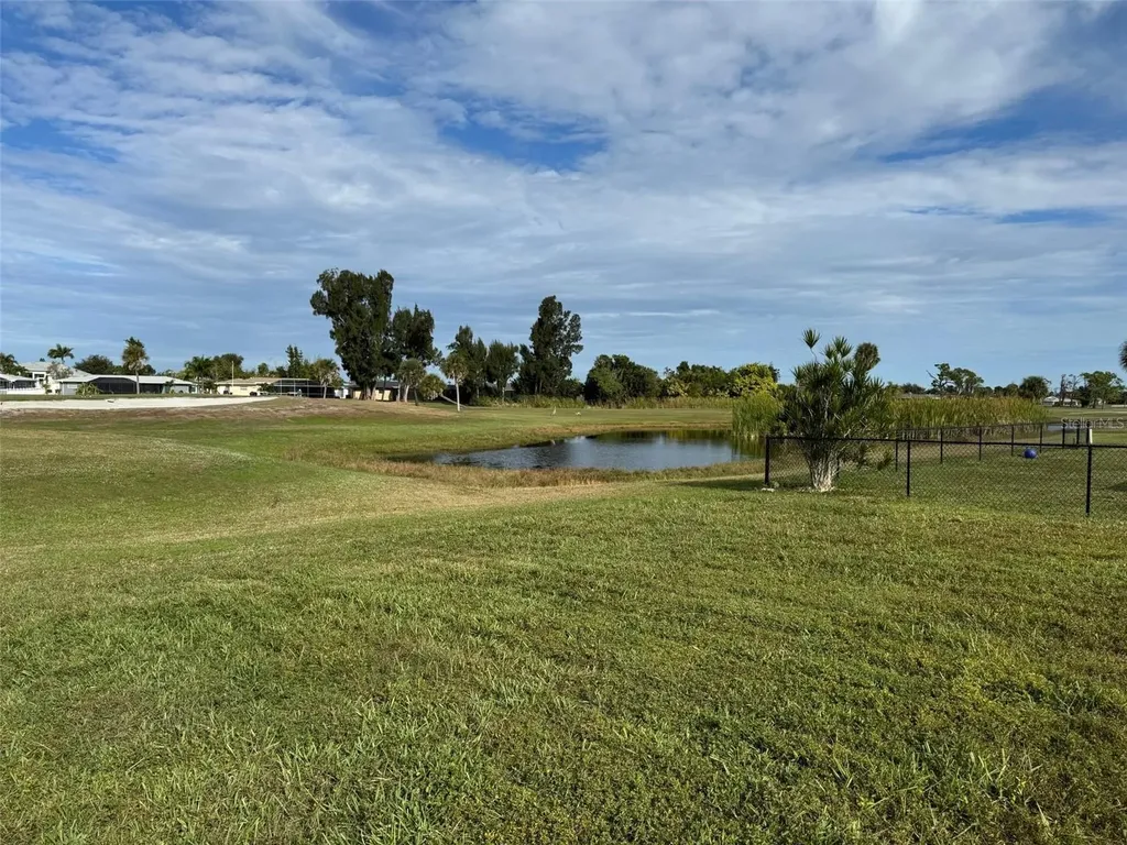 48 Oakland Hills Court Rotonda West FL 33947