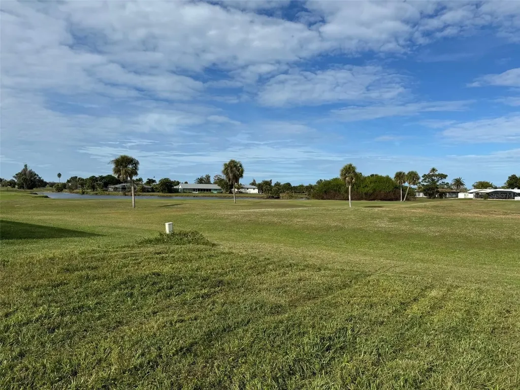 48 Oakland Hills Court Rotonda West FL 33947