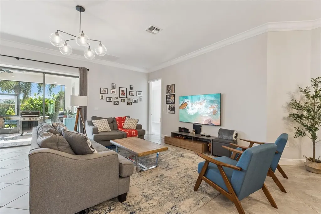 10151 Henbury Street Orlando FL 32832