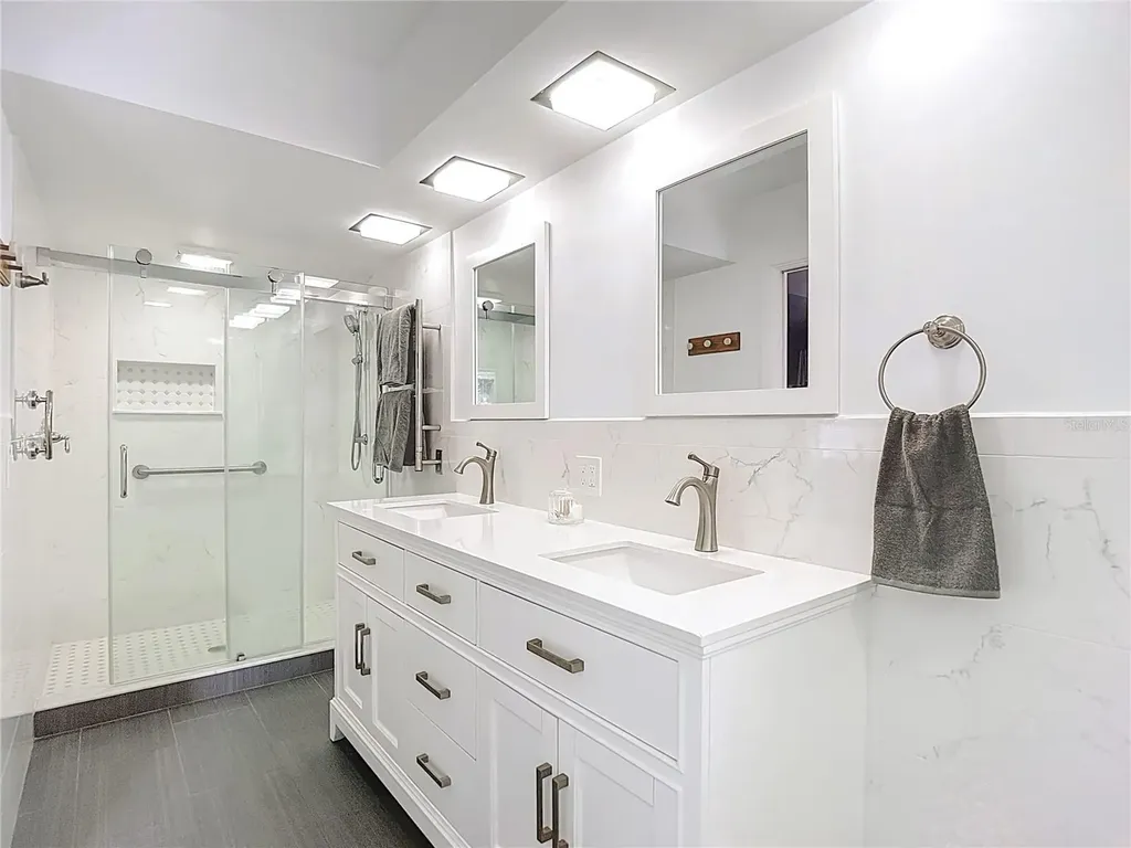 1133 Burke Avenue Dunedin FL 34698