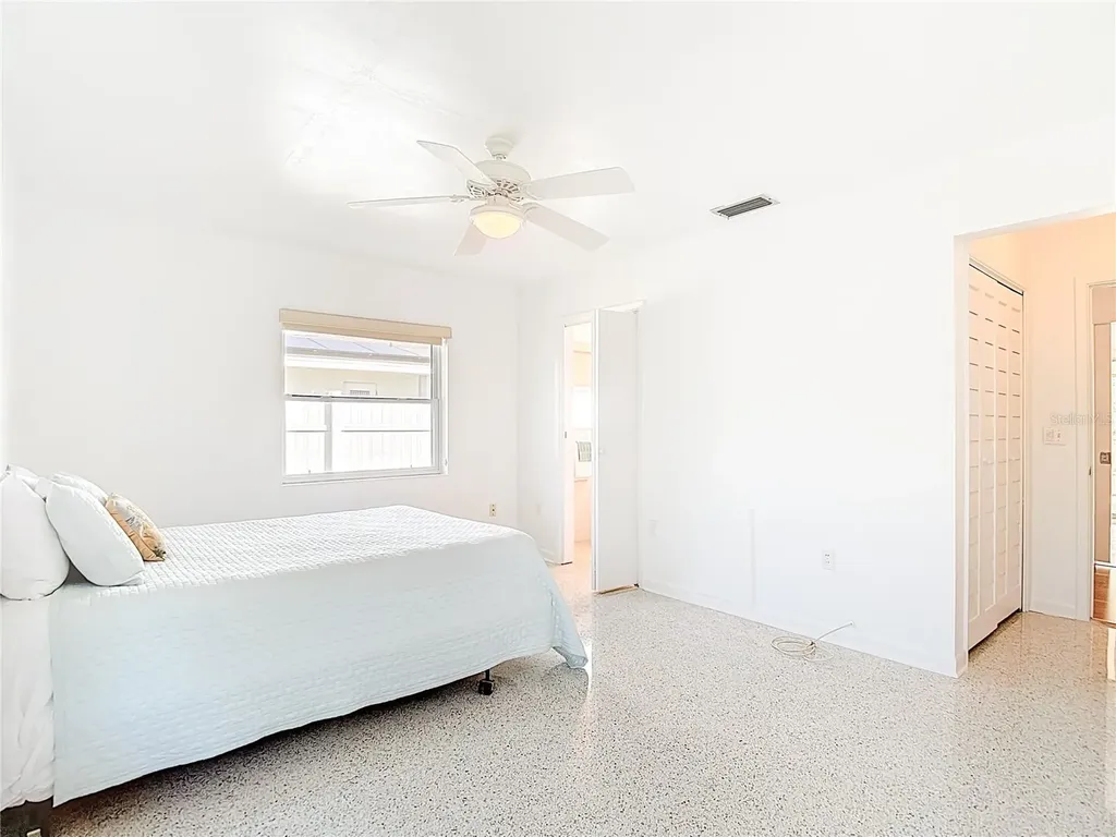 1133 Burke Avenue Dunedin FL 34698