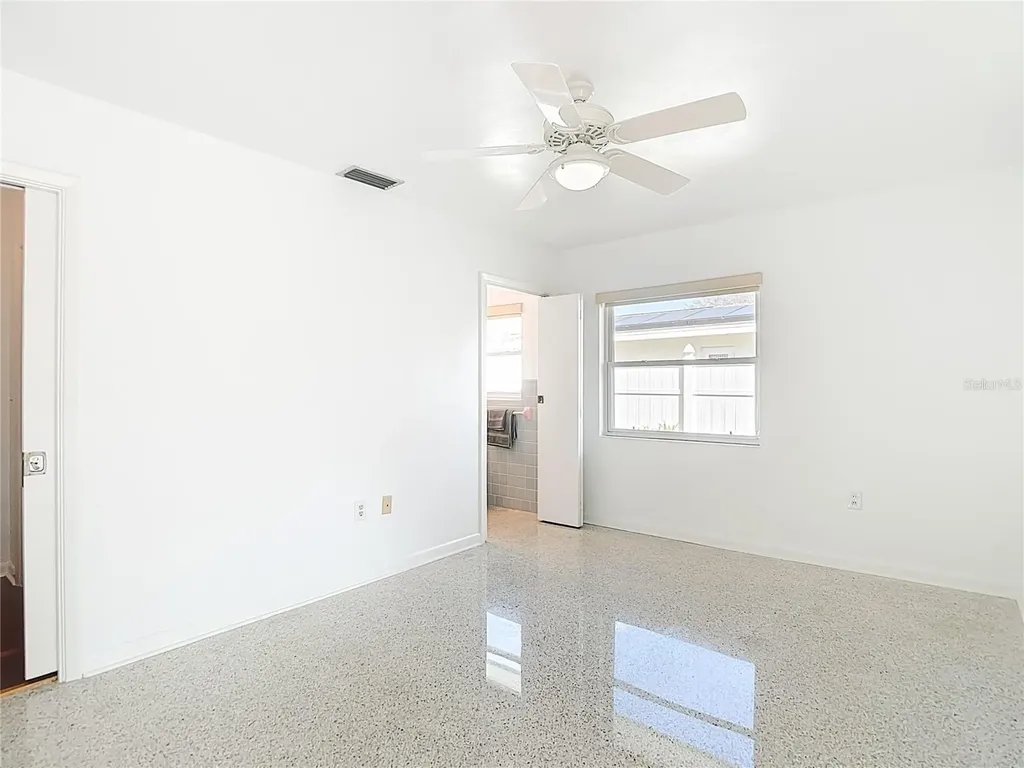 1133 Burke Avenue Dunedin FL 34698