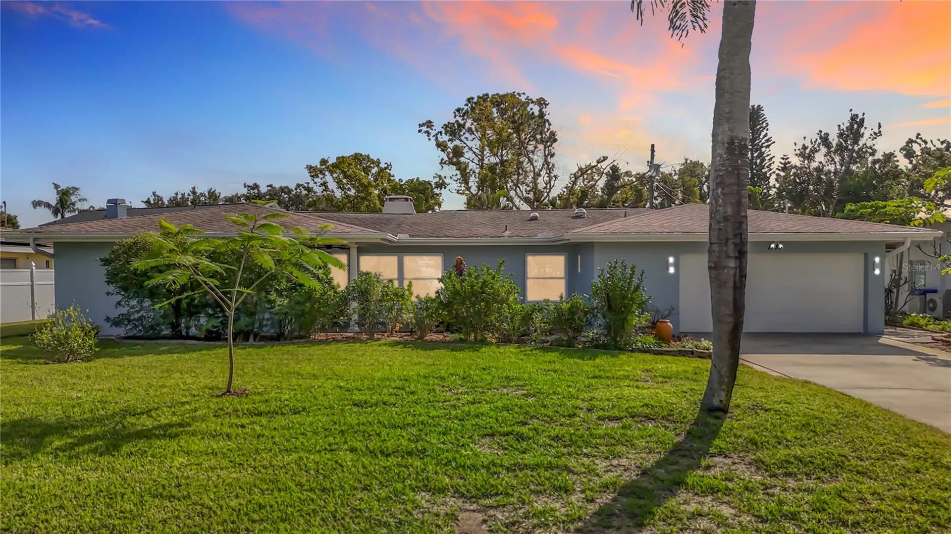 1133 Burke Avenue Dunedin FL 34698