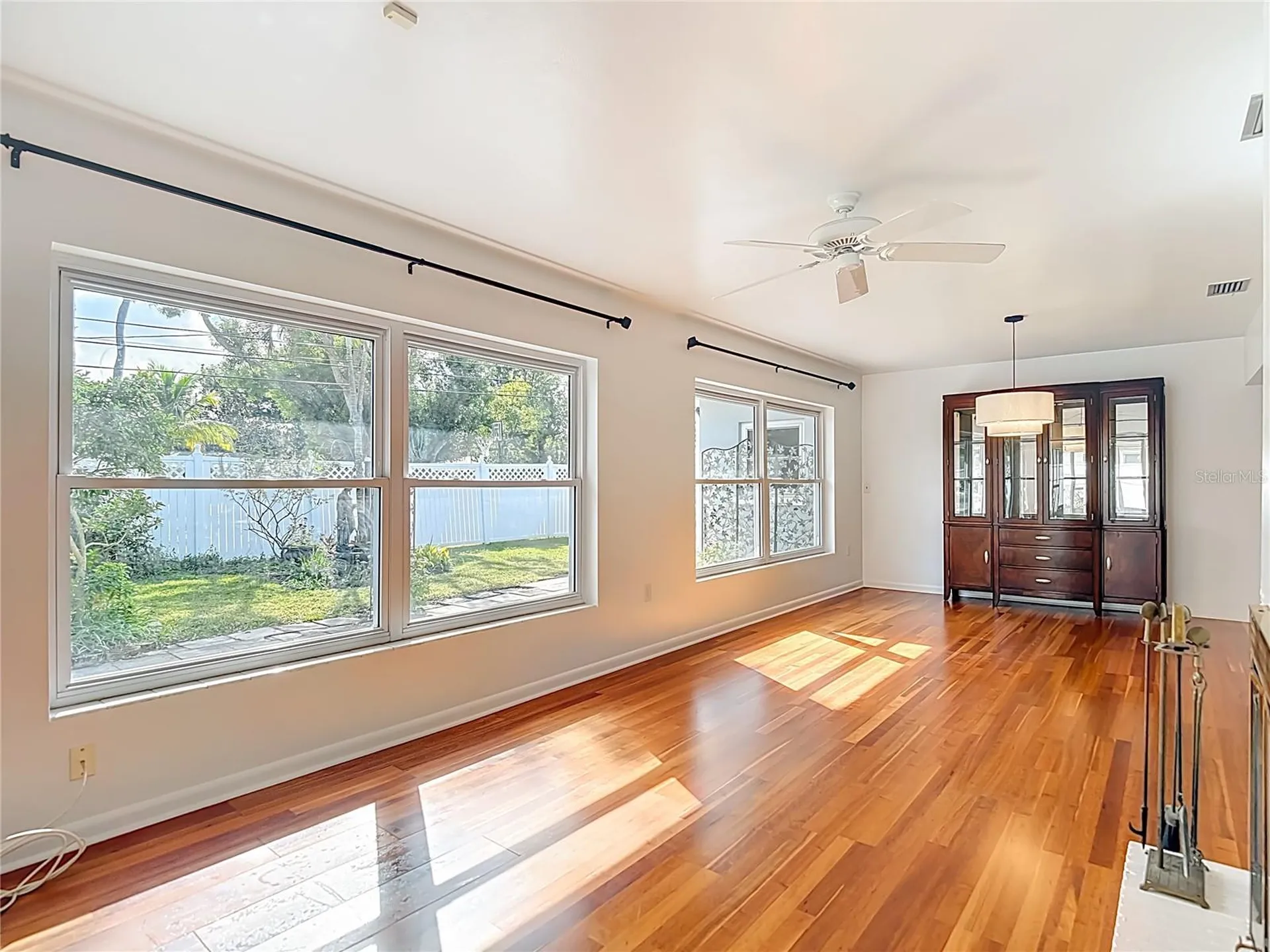 1133 Burke Avenue Dunedin FL 34698