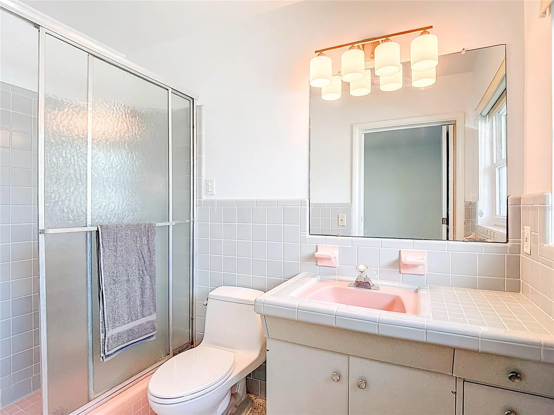 1133 Burke Avenue Dunedin FL 34698