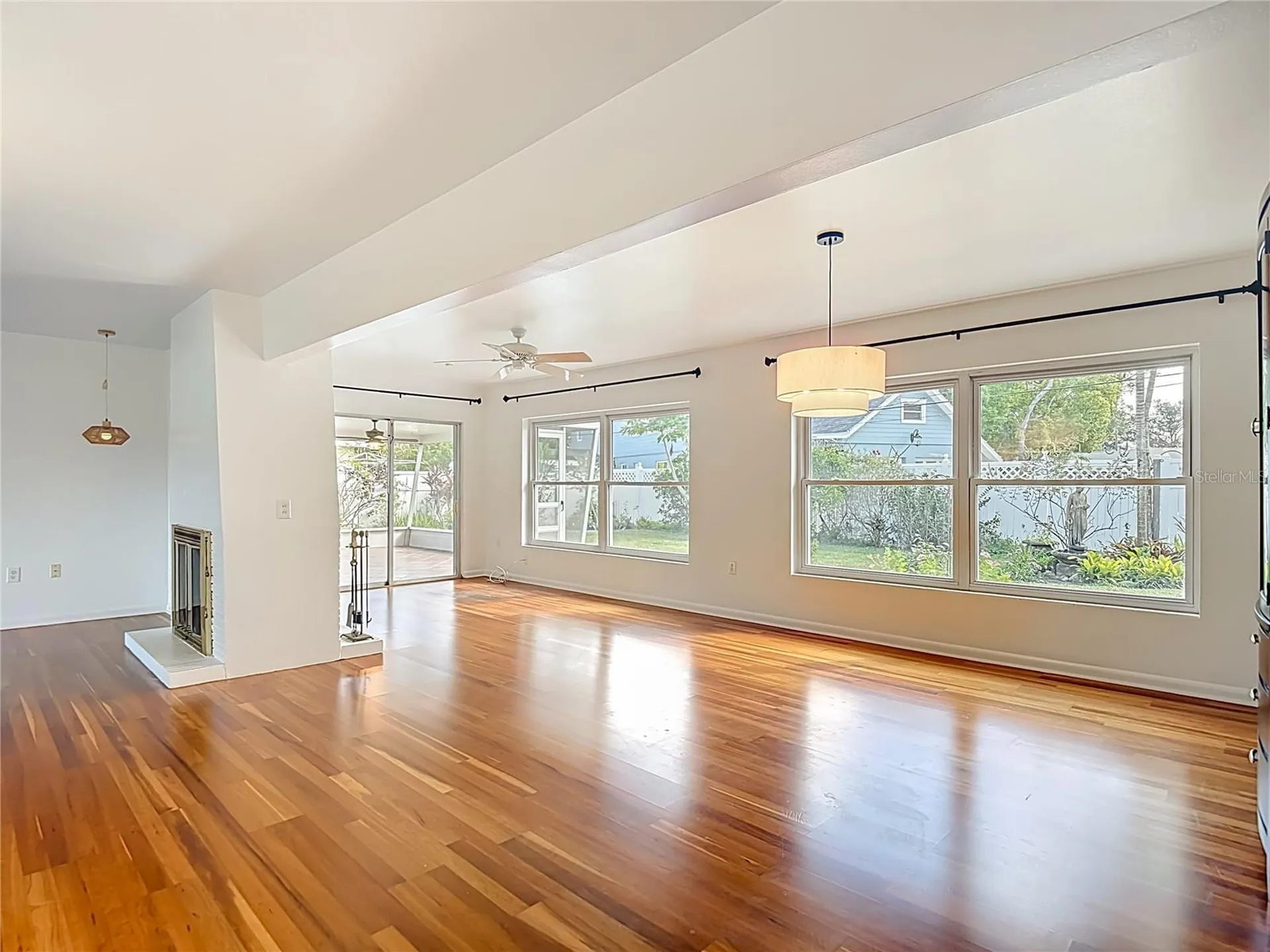 1133 Burke Avenue Dunedin FL 34698