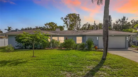 1133 Burke Avenue Dunedin FL 34698