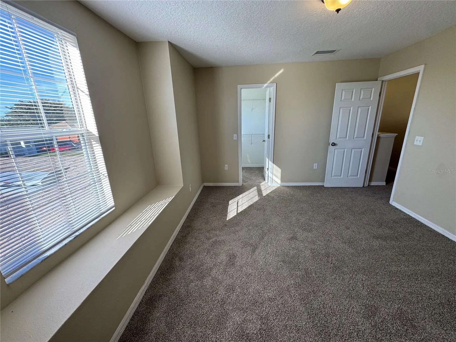 681 Basingstoke Court Kissimmee FL 34758