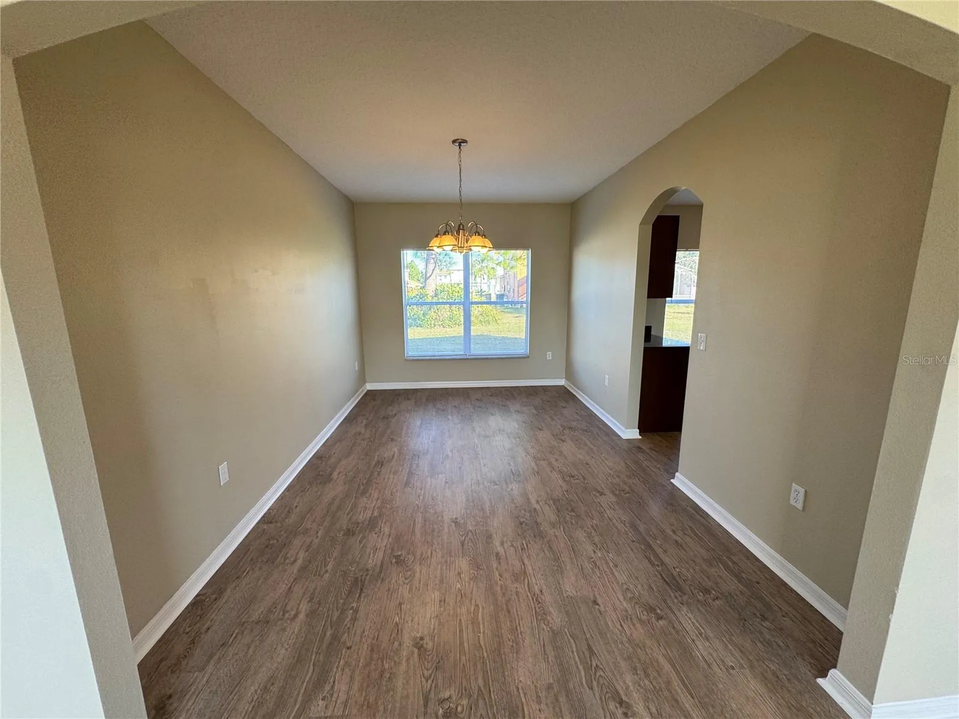 681 Basingstoke Court Kissimmee FL 34758