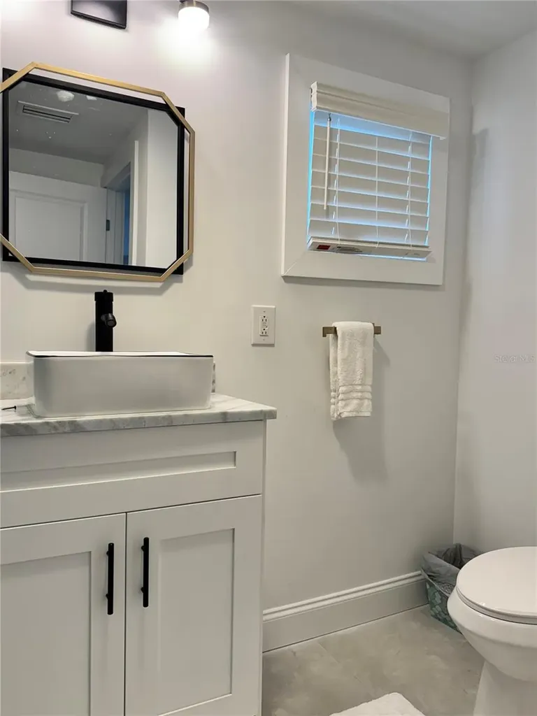 701 Broadway Street Longboat Key FL 34228