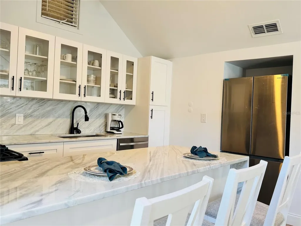 701 Broadway Street Longboat Key FL 34228