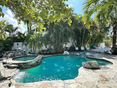 701 Broadway Street Longboat Key FL 34228