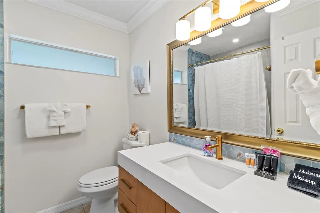 5310 Gulf Of Mexico Drive Longboat Key FL 34228