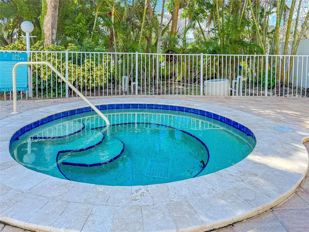 5310 Gulf Of Mexico Drive Longboat Key FL 34228