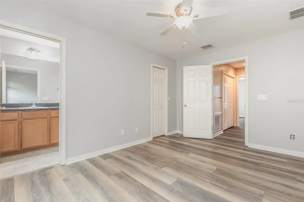 1125 Grantham Drive Sarasota FL 34234