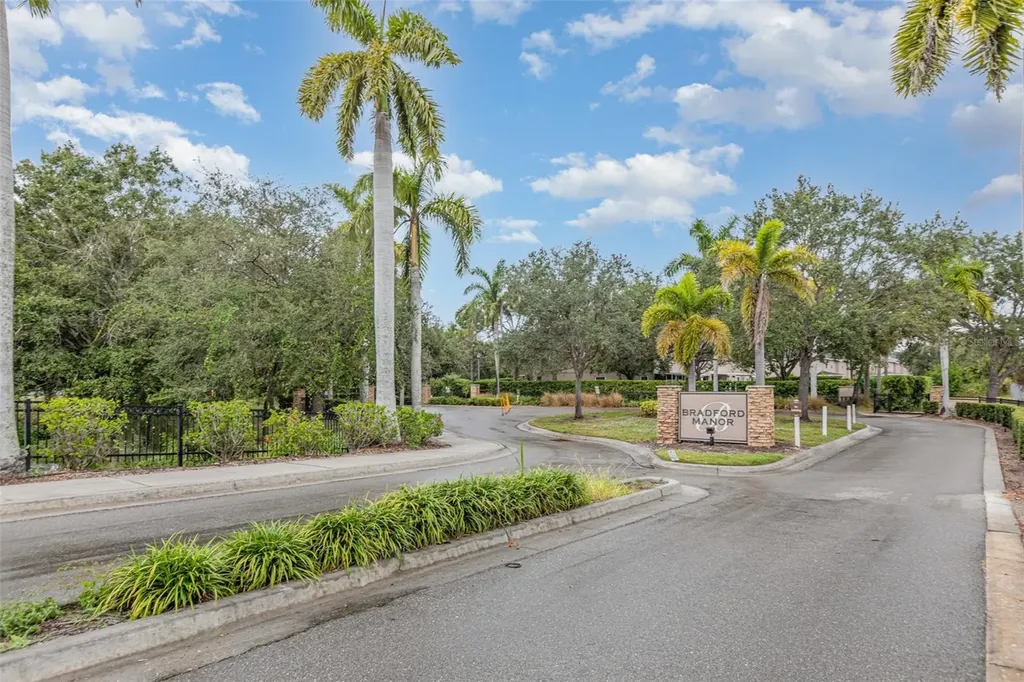 1125 Grantham Drive Sarasota FL 34234