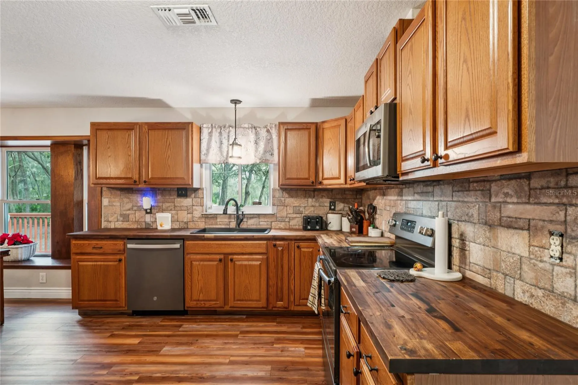 11185 Cleever Street Weeki Wachee FL 34614