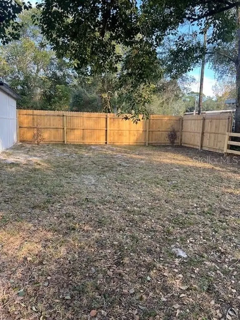 27614 Jean Avenue Paisley FL 32767