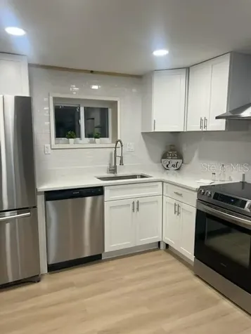 27614 Jean Avenue Paisley FL 32767