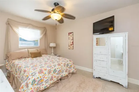 4206 W Wisconsin Avenue Tampa FL 33616