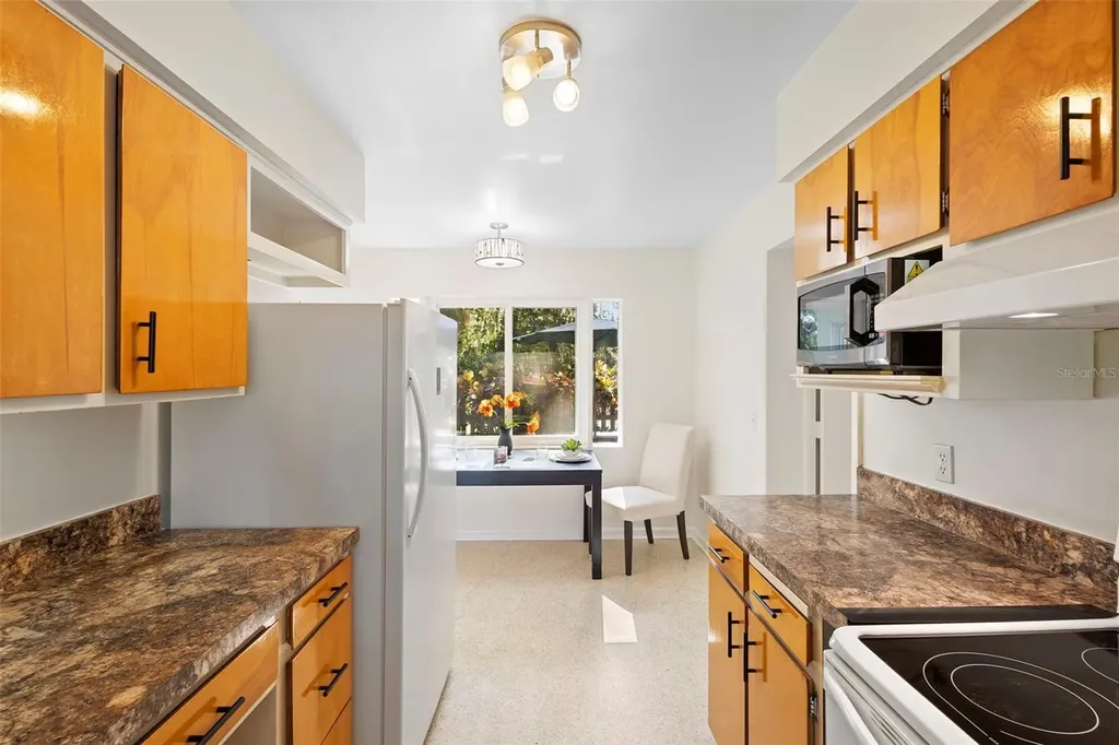 353 Lake Crescent Drive Debary FL 32713