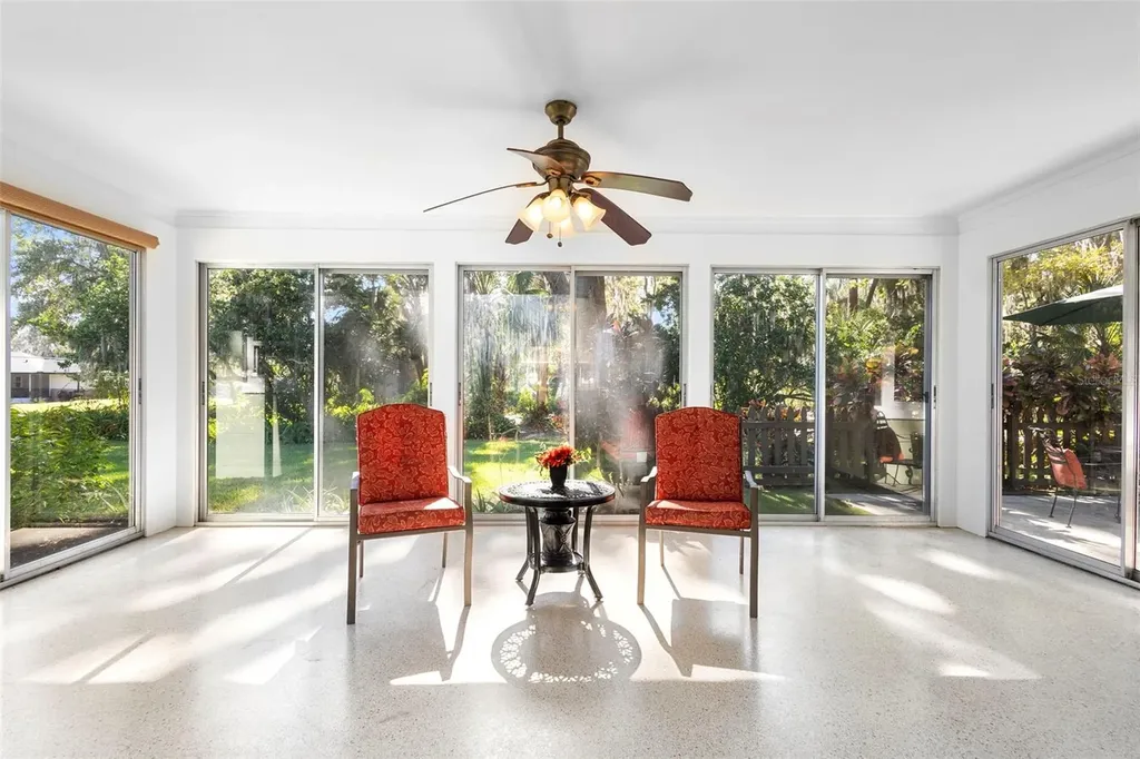 353 Lake Crescent Drive Debary FL 32713