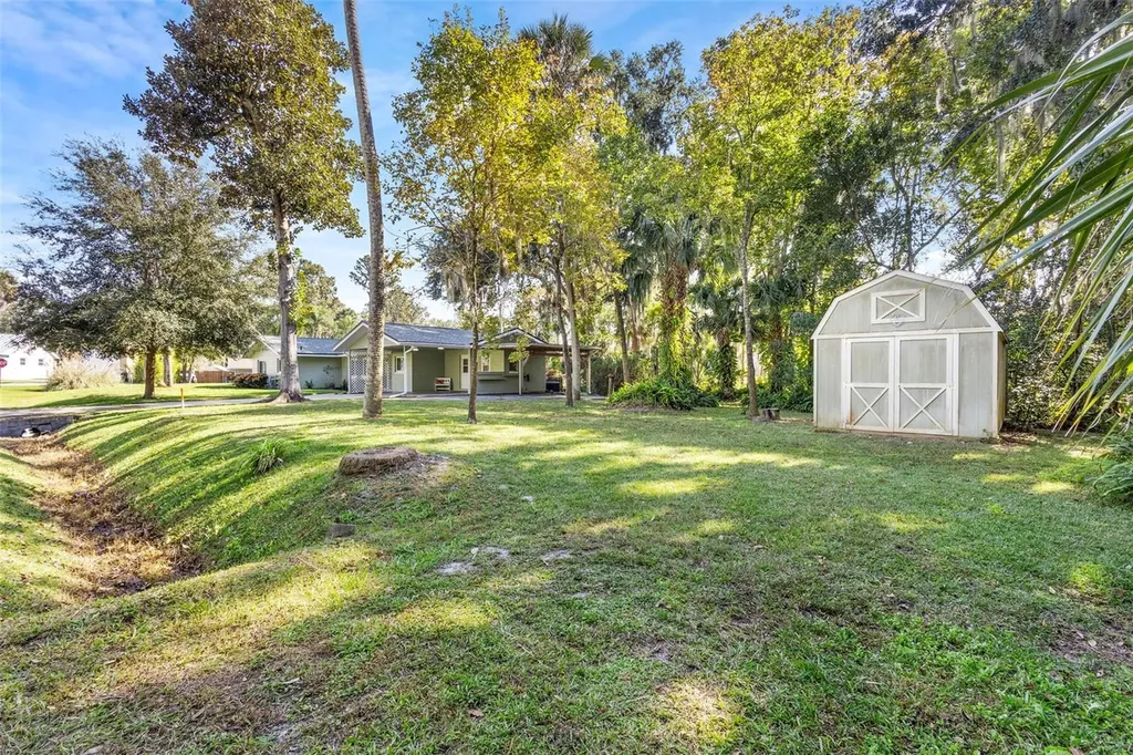 353 Lake Crescent Drive Debary FL 32713