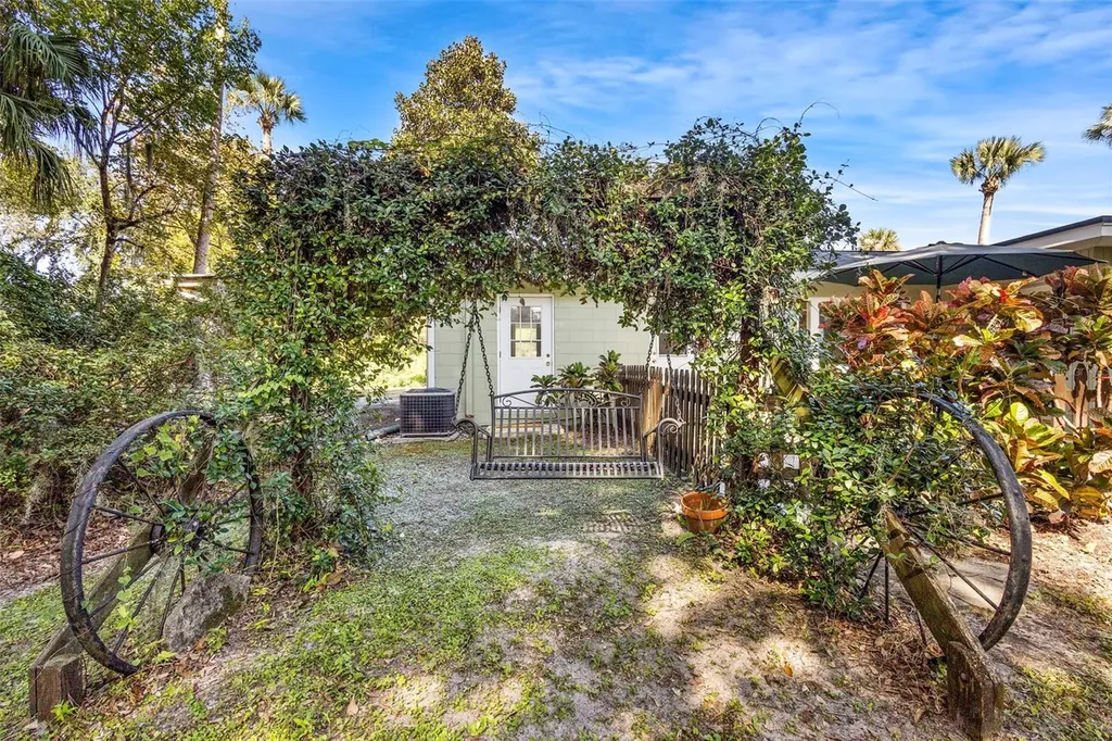 353 Lake Crescent Drive Debary FL 32713