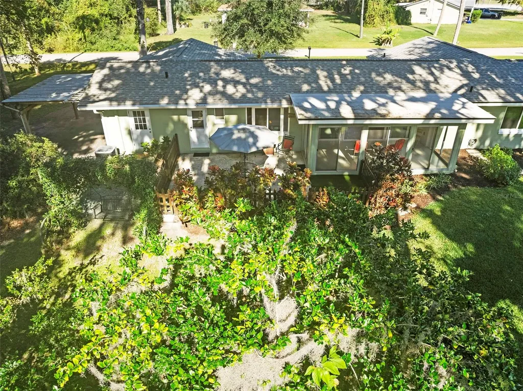 353 Lake Crescent Drive Debary FL 32713