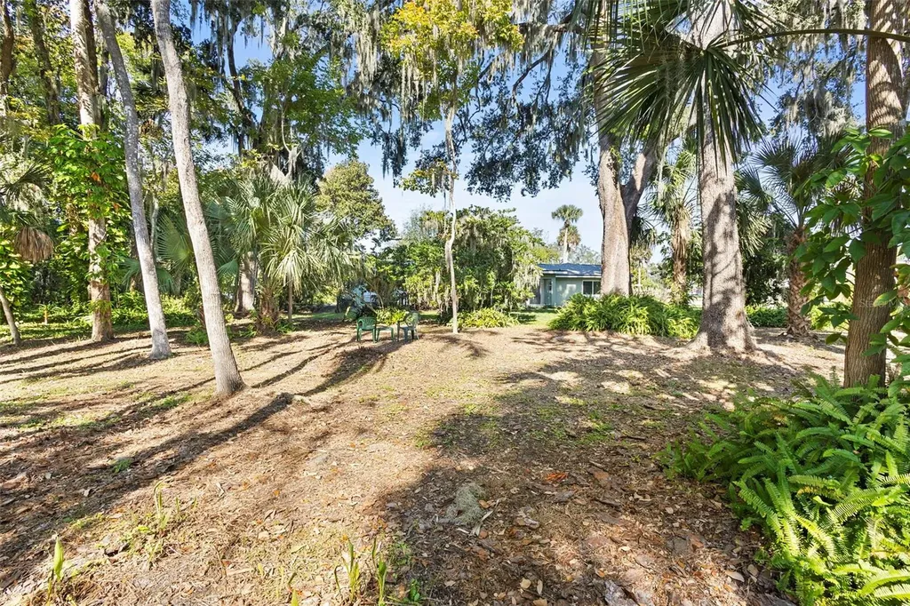 353 Lake Crescent Drive Debary FL 32713