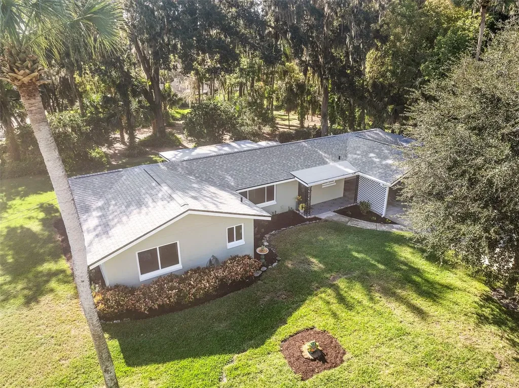 353 Lake Crescent Drive Debary FL 32713