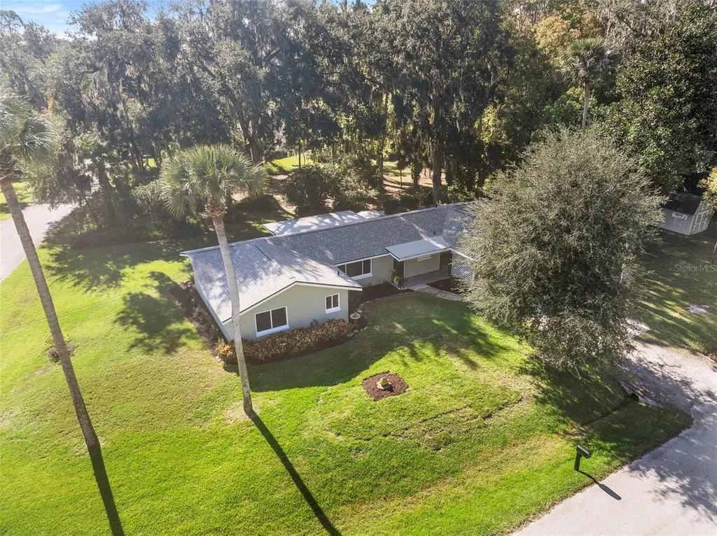 353 Lake Crescent Drive Debary FL 32713