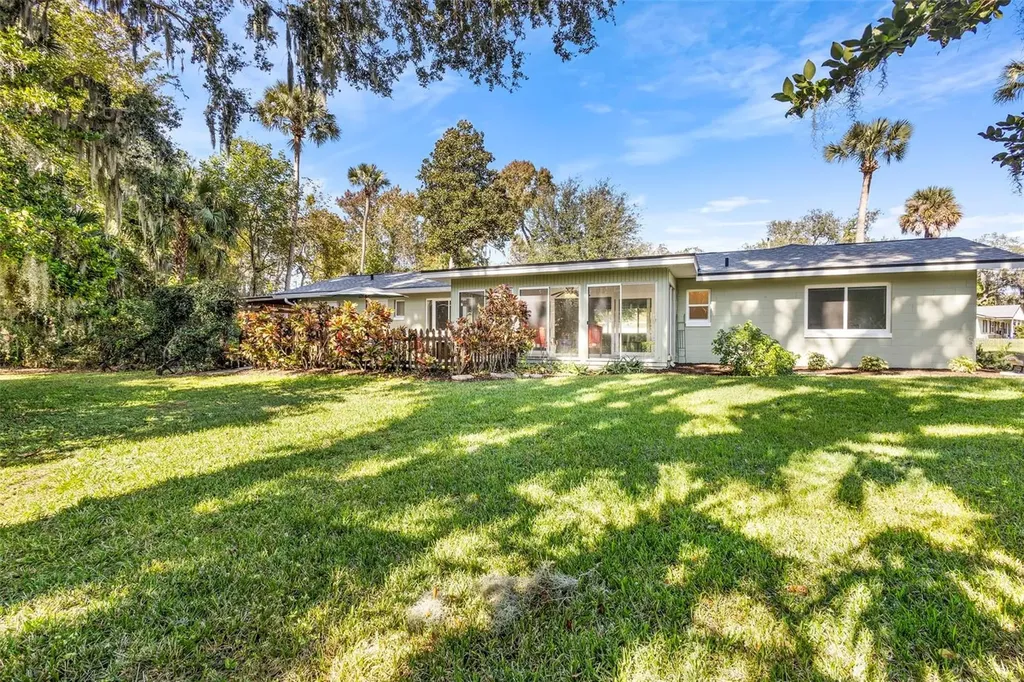 353 Lake Crescent Drive Debary FL 32713