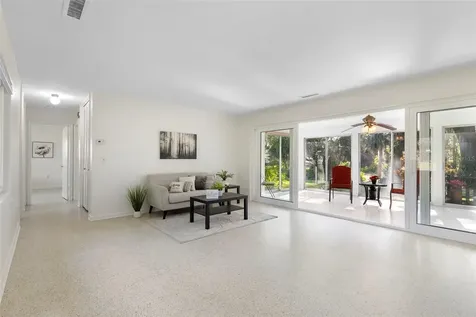 353 Lake Crescent Drive Debary FL 32713