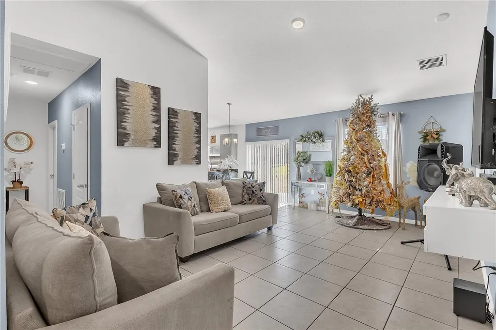 1626 Redfin Drive Kissimmee FL 34759